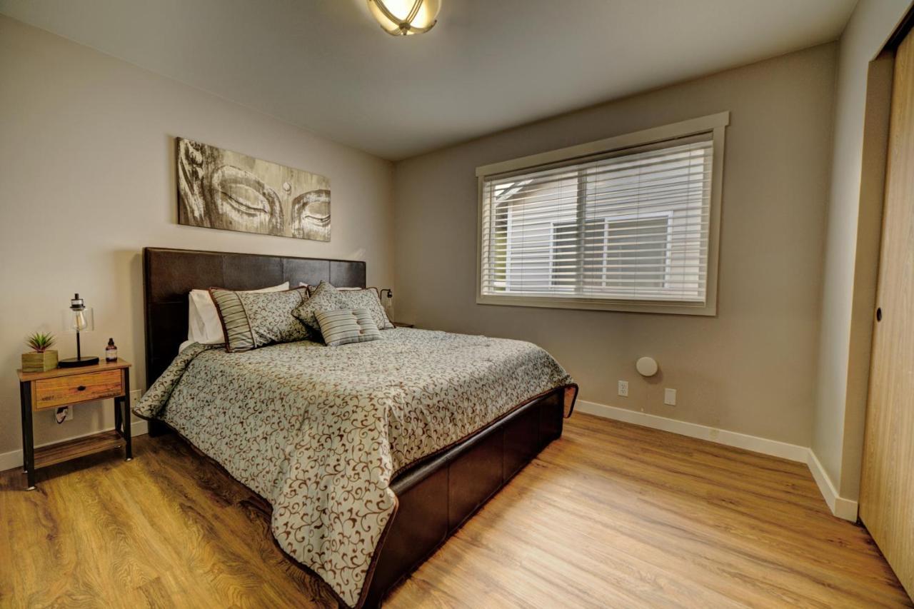 Cozy 2 Bedroom Townhouse In Northgate Seattle Eksteriør billede